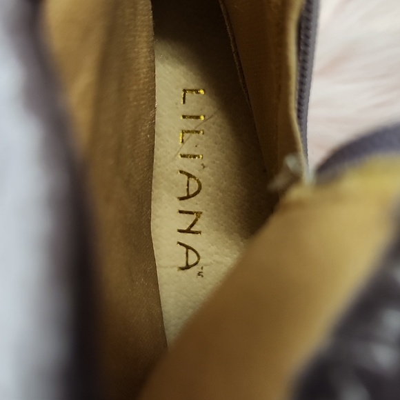 Brand New LILIANA FAUX CRUSHED VELVET ANKLE BOOTIES W/ROSE DETAIL-7 - Picture 6 of 8